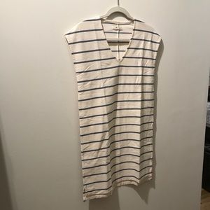 Vacances Shift Dress